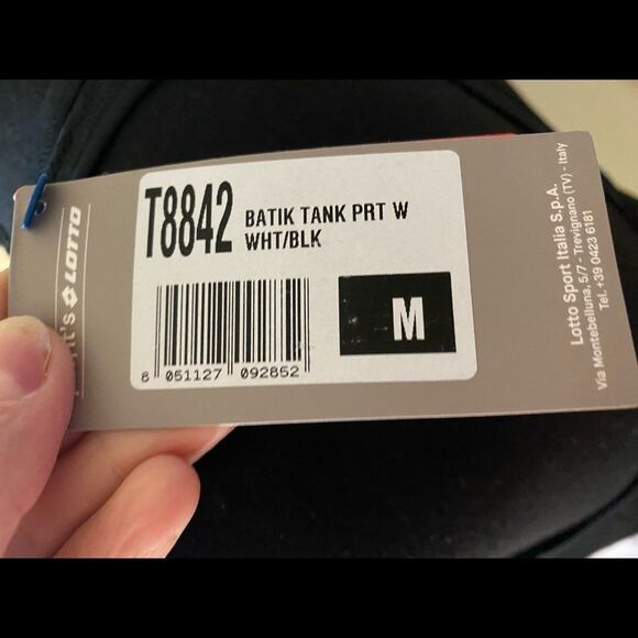 Lotto Women’s Batik Tank size Medium. NWT - Picture 14 of 14